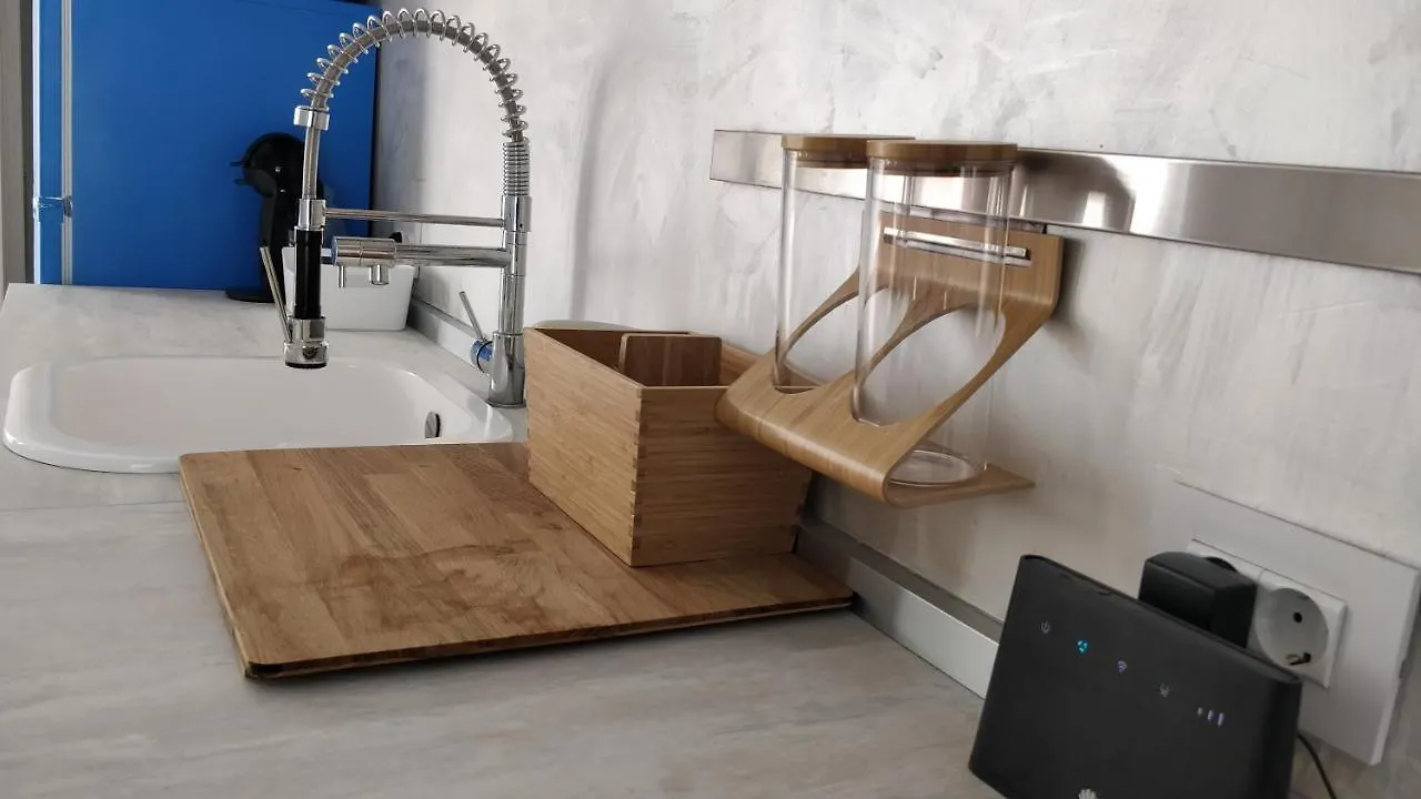 New Deluxe Sunny Bungalow Адехе Вилла